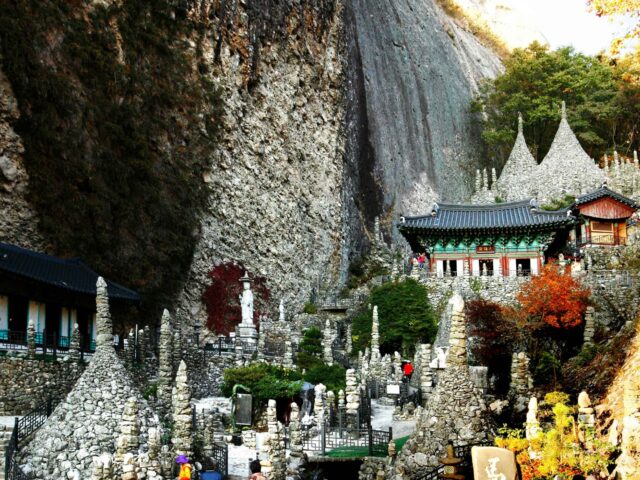 Maisan Tabsa Temple Maisan Tabsa Temple