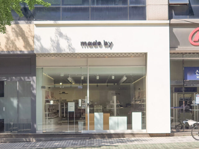 made by Hongdae made by Hongdae