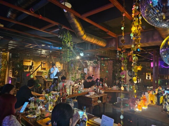 Hitchhiker’s Lounge Hitchhiker’s Lounge